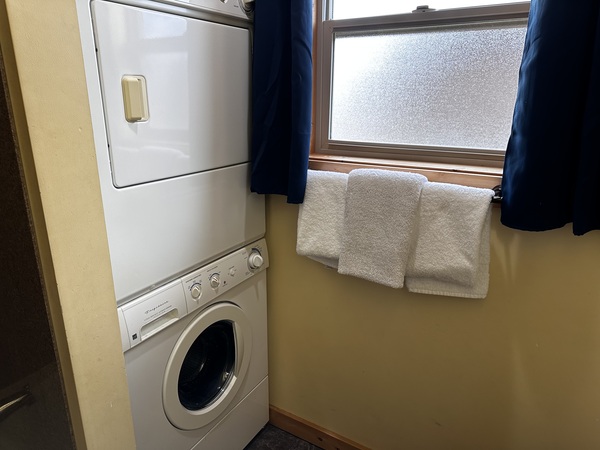 One Bedroom River Front Cabin With Loft Photo 13